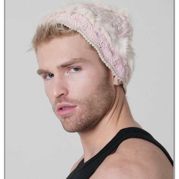 Pink Feathered Hand Knitted Bucket Hat for men and women - Picture 2 of 2